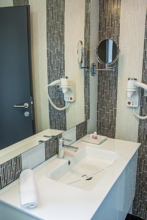 Hotel Tempo Targu Mures Ngoại thất bức ảnh