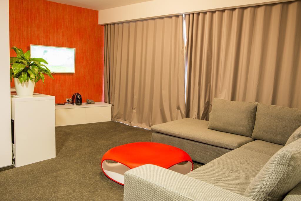 Hotel Tempo Targu Mures Phòng bức ảnh