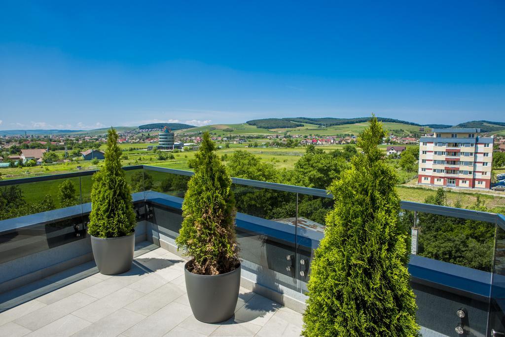 Hotel Tempo Targu Mures Phòng bức ảnh