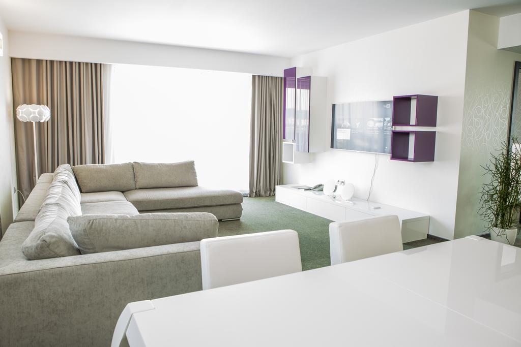 Hotel Tempo Targu Mures Phòng bức ảnh